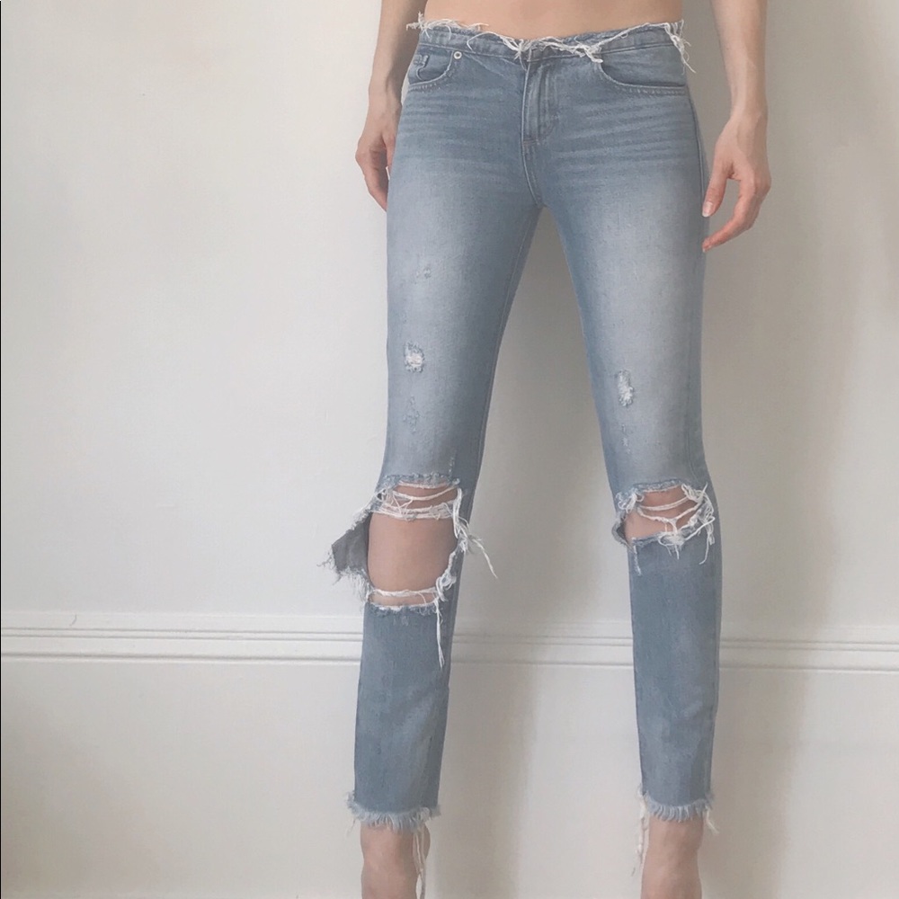 Lucky Brand • Appleby Low-Rise Ankle Jeans